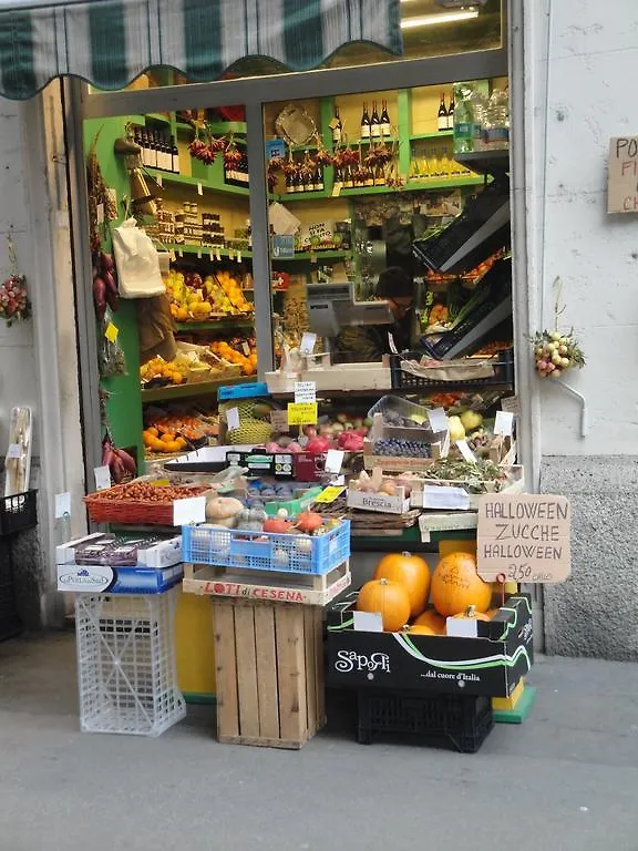 Via Sebino Apartment ミラノ